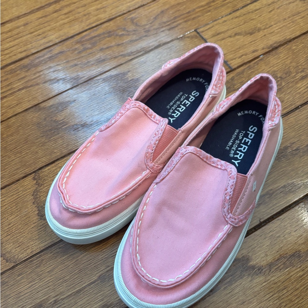 NWOT Sperry Pink Sneakers Casual Slip-On